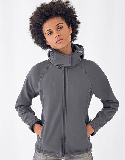 Softshell con capucha para mujer · BCJW937 — imagen original del fabricante