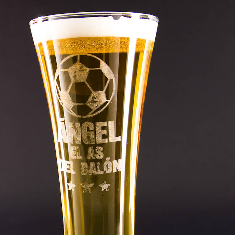 Copa de cerveza "El as del balón"