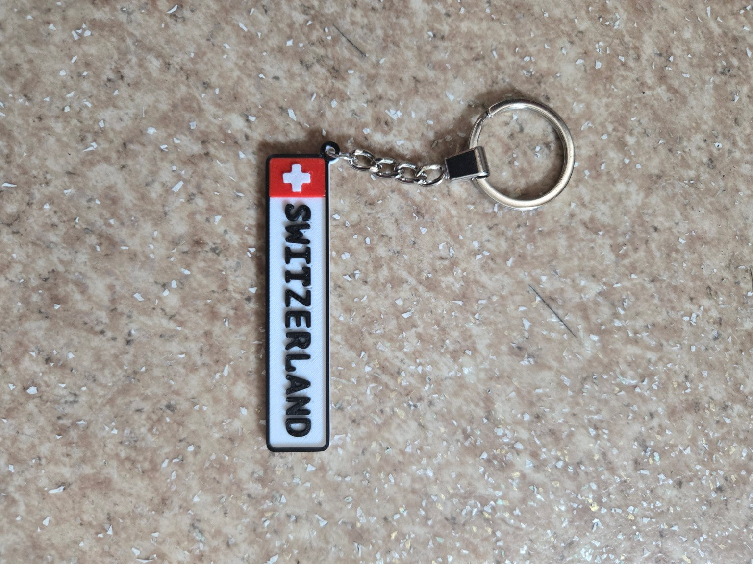 Llavero 3D Switzerland negro, blanco y rojo
