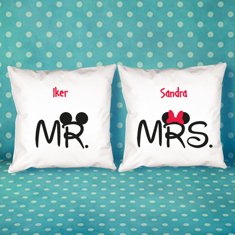 Pack de Cojines Mr y Mrs Personalizados: ¡Un Toque Romántico para tu Hogar!