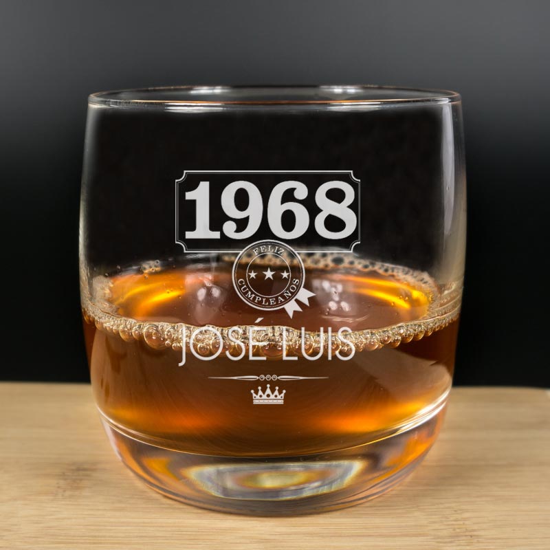 Vaso de whisky año de nacimiento